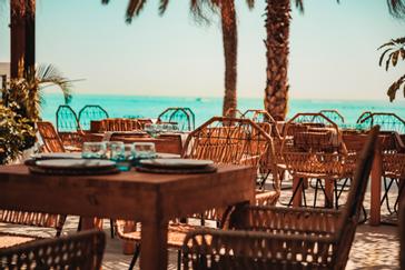 GASTRONOMIE & LOUNGE BAR